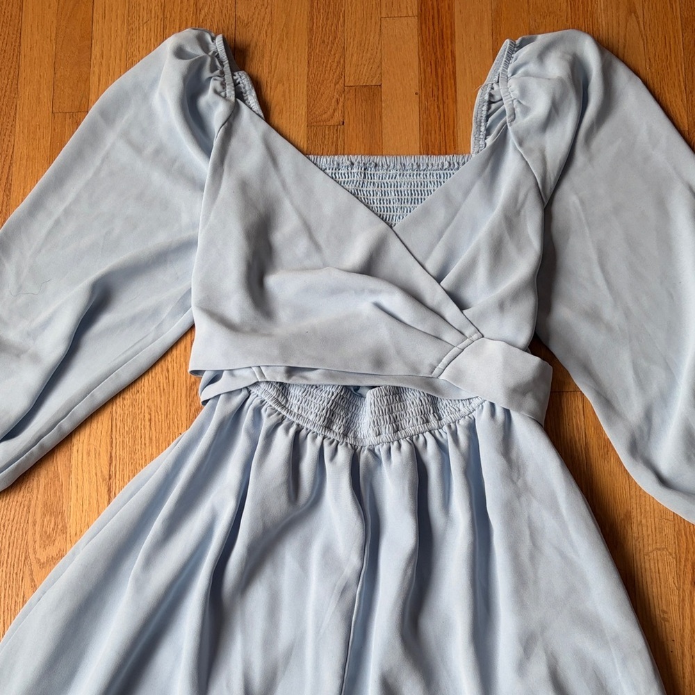 Women's Light Blue Puff-Sleeve Smocked Midi Dress - Picture 4 of 7